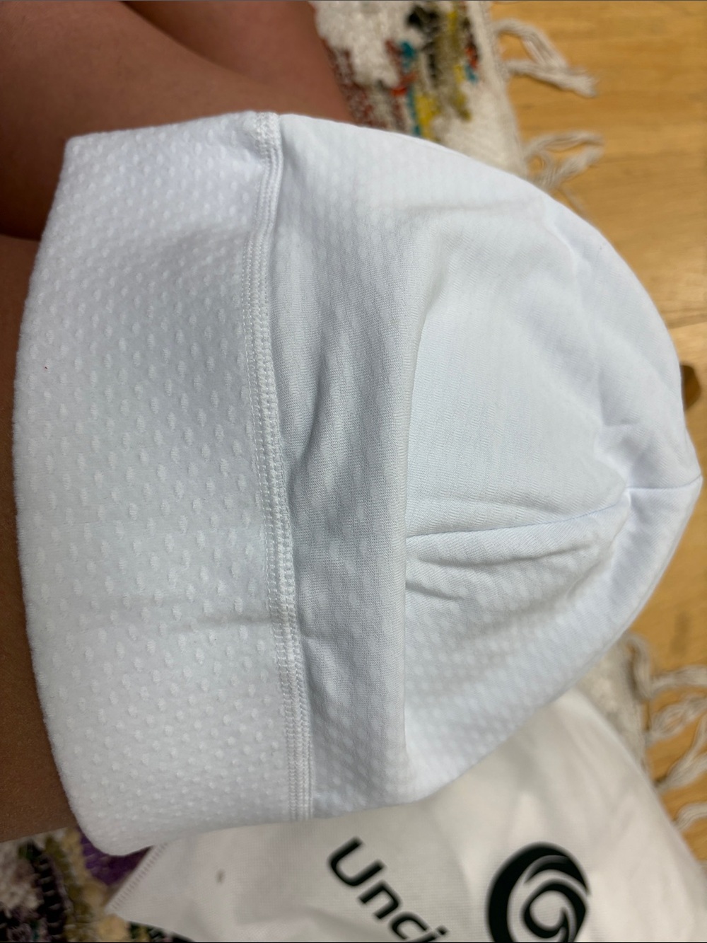 Unbranded Black & White Reversible Beanie Hat - Picture 4 of 8